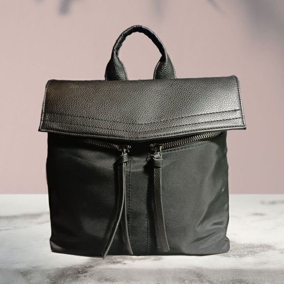 Botkier New York Trigger Backpack - Picture 1 of 4